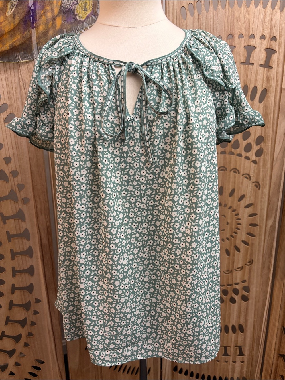MAX STUDIO - floral short sleeve blouse - Medium